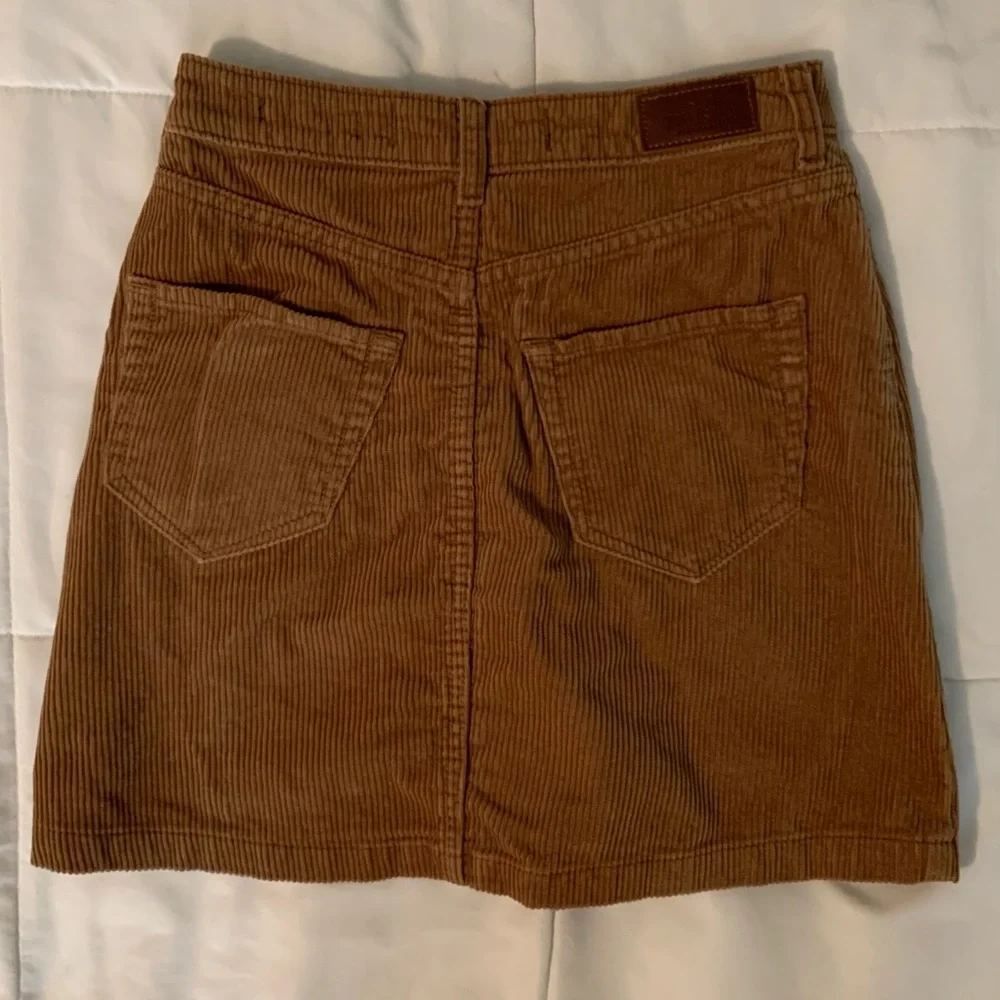 Brown corduroy skirt - Picture 4 of 6
